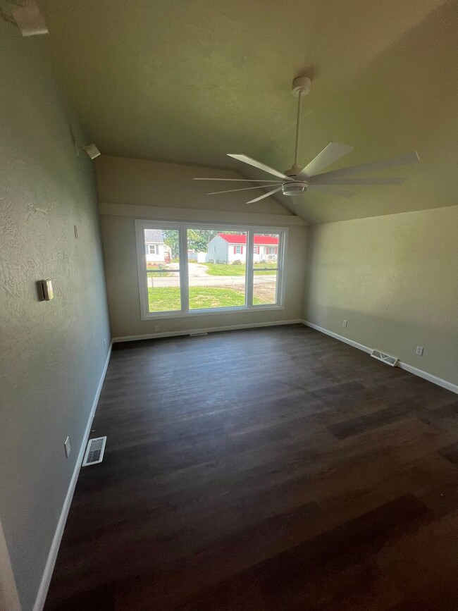 Photo - Remodeled 1 Bedroom Millcreek House