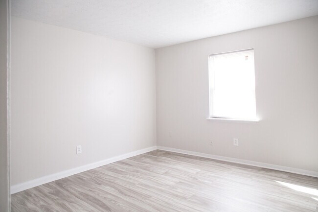 Photo - Creekside North Apartments