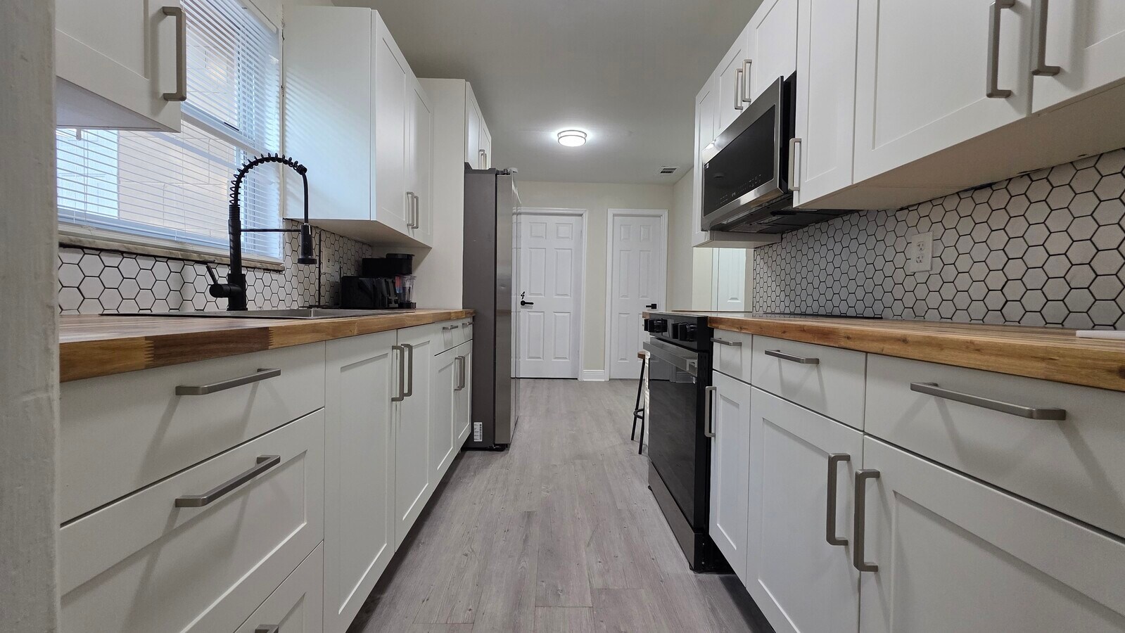 Photo - 1343 Poppy Ave