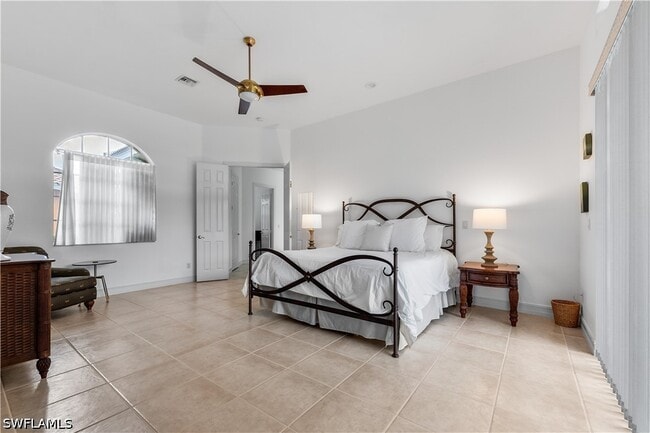 Building Photo - 657 Soliel Dr
