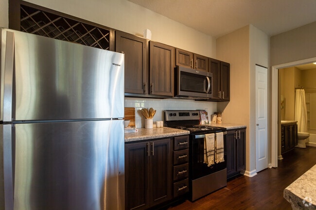 1BD, 1HAB - 770 ft² - Cocina - The Outlook at Greystone Apartment Homes