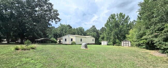 Photo - 513 Horseshoe Lake Rd