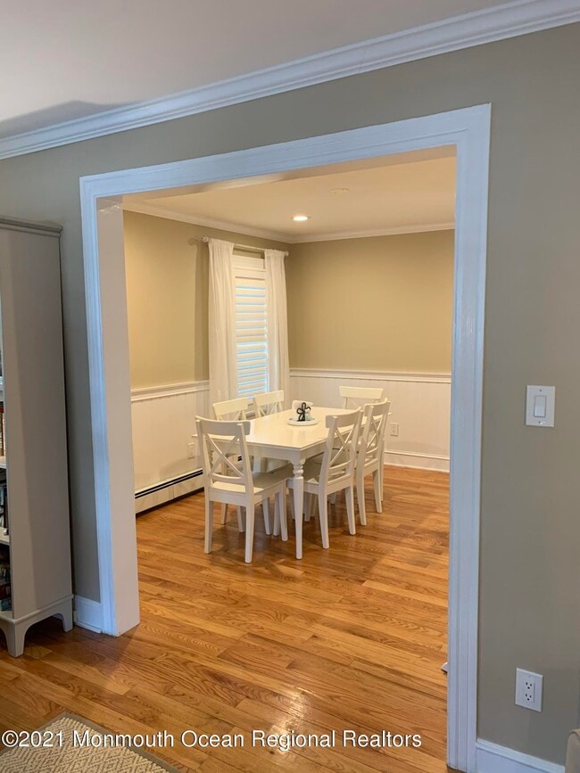 Photo - 66 Embury Ave