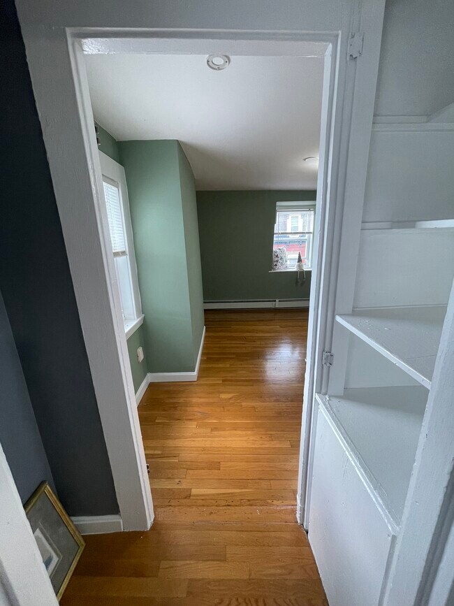 Photo - 62 Saint James St Unit 3