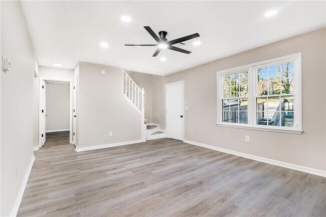 Photo - 3377 Montheath Pass