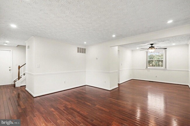 Photo - 1101 Wintrol Ct