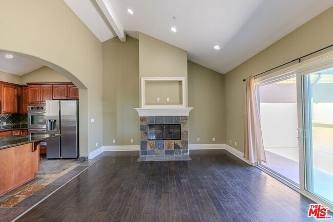 Photo - 1912 Vanderbilt Ln