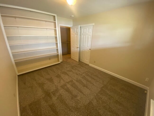 Photo - 872 Portside Cir