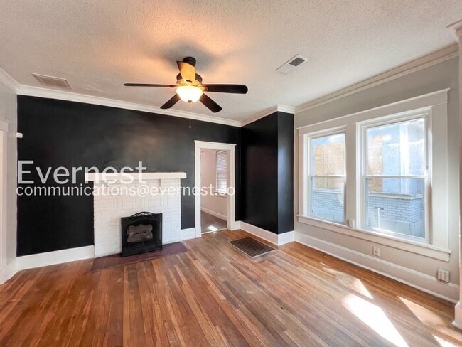 Photo - 1489 Faxon Ave