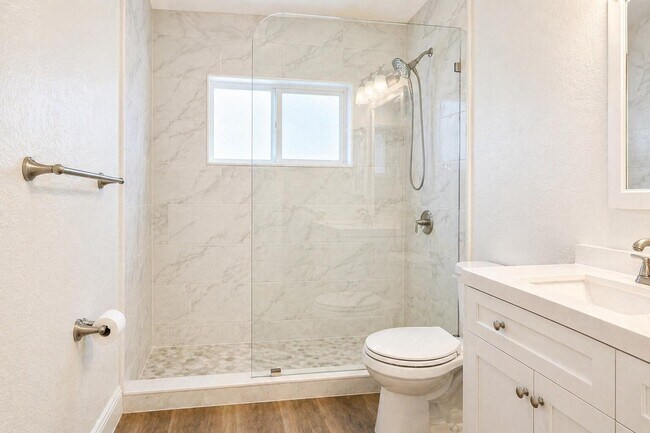 Photo - 1045 NW 73rd Ave