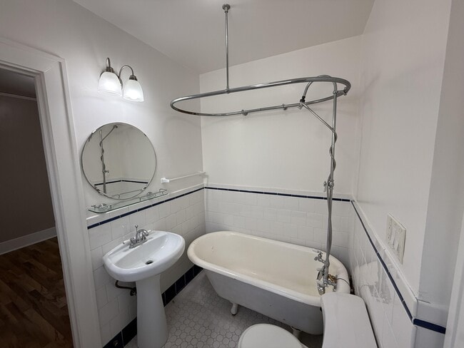 Photo - 3401 Bancroft St