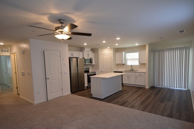 Photo - 8911 Tristania Pl