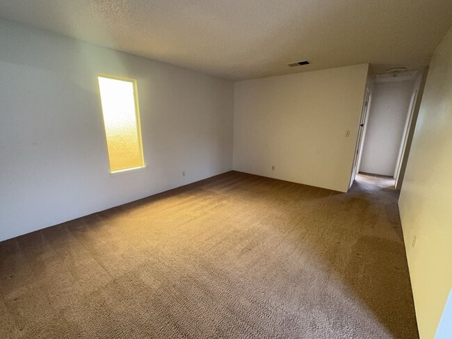 Photo - 1441 B St Unidad 1441 B #3 [PRM: Renee]