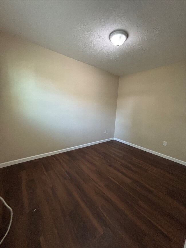 Photo - 17109 River Rd