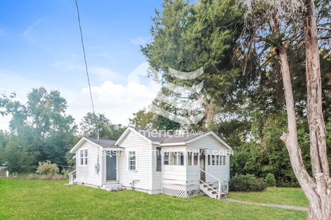 Photo - 6910 Forrest Rd