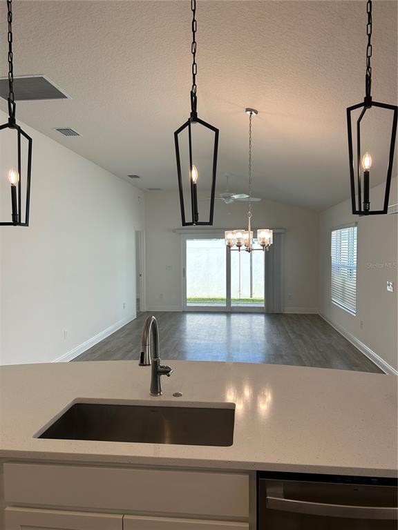 Photo - 6986 Elaine Ct