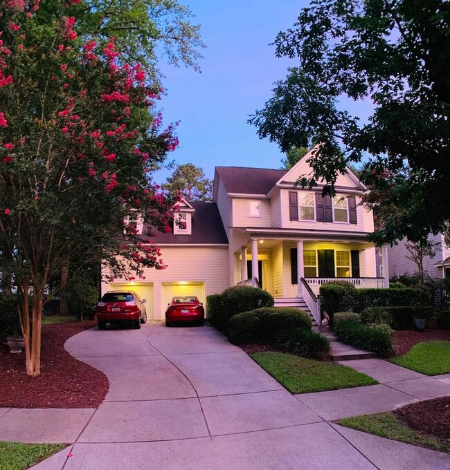 Gorgeous Daniel Island Home! - Gorgeous Daniel Island Home!