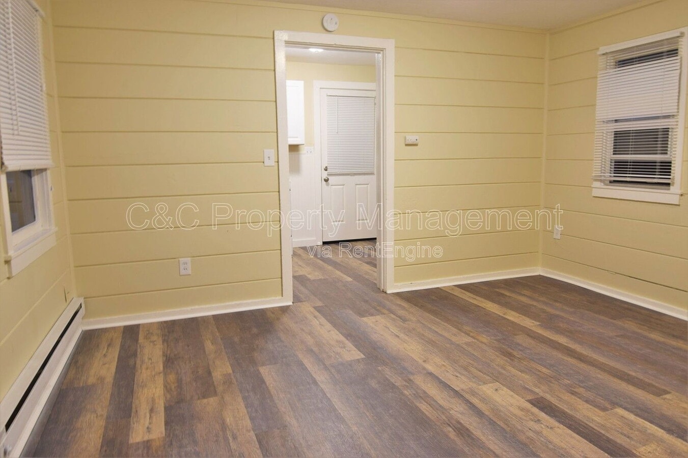 Photo - 1533 Noche Buena St