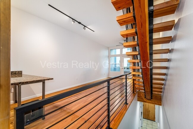 Photo - 2680 Blake St