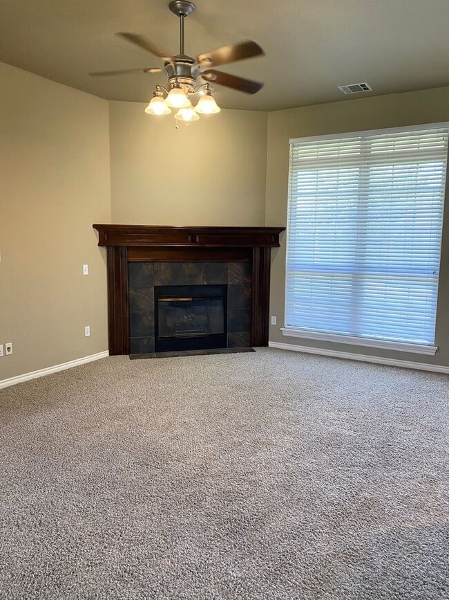 Photo - Beautiful Home in Southeast Moore with Storm Shelter!