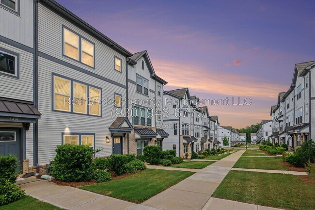 Photo - 1420 Blanche St