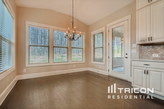 Photo - 195 Park Haven Ln