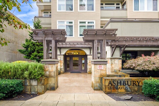 Photo - 2 Bedroom 1.75 Bath Condo - Seattle