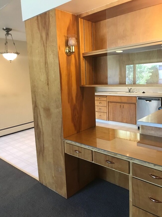 Photo - Upper Unit 2 Bedroom 1 Bathroom