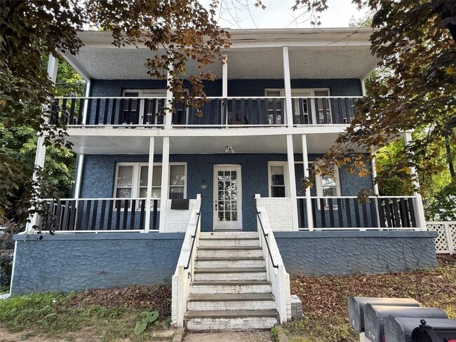 Photo - 364 Ashford Ave Apartamento Unidad 1W