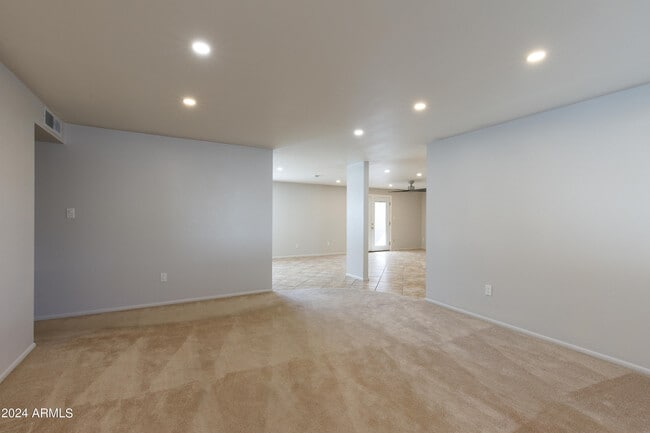 Photo - 14225 N 39th Way