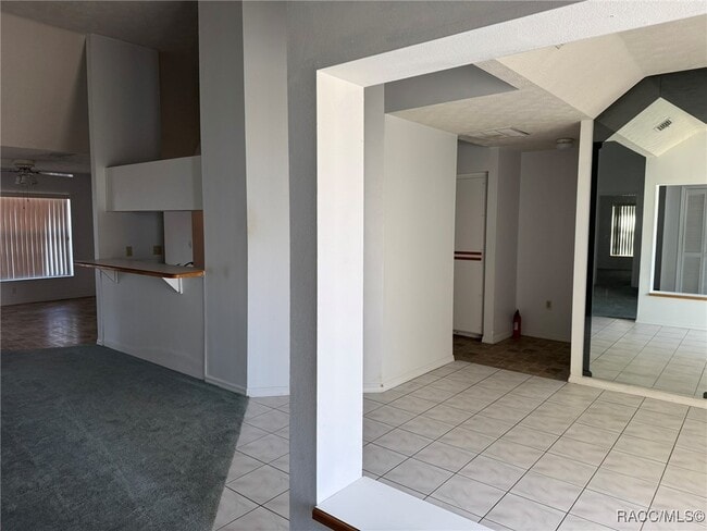 Photo - 1050 S Crystal Glen Dr