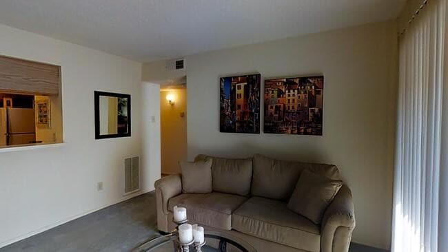 Photo - 1 bedroom in Dallas TX 75219 Unit # 53