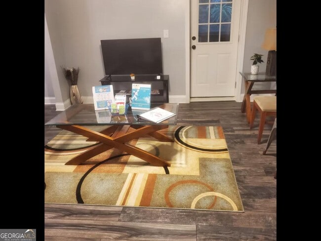 Photo - 818 Lee Andrews Ave SE