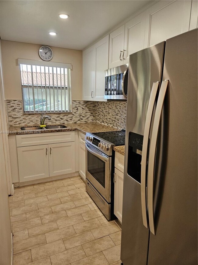 Photo - 250 Layne Blvd Unidad 105