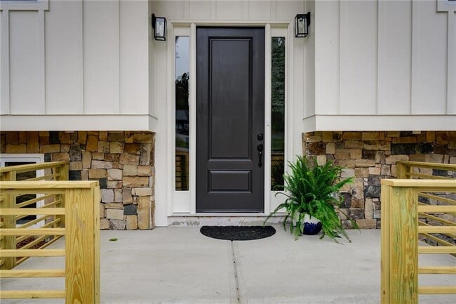 Photo - 2295 Brandon Ct NE