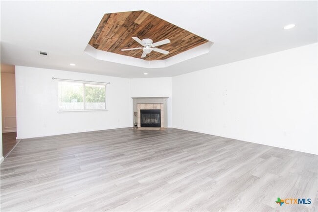 Building Photo - 1901 Herndon Dr Rental