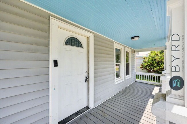 Photo - 114 Lee Ave