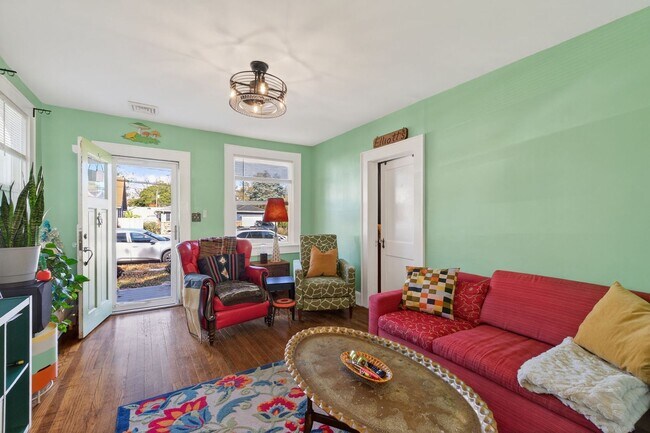 Photo - 777 Marvin Ave