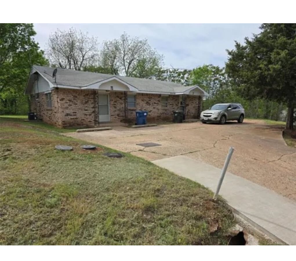 Photo - 801 8th St Casa