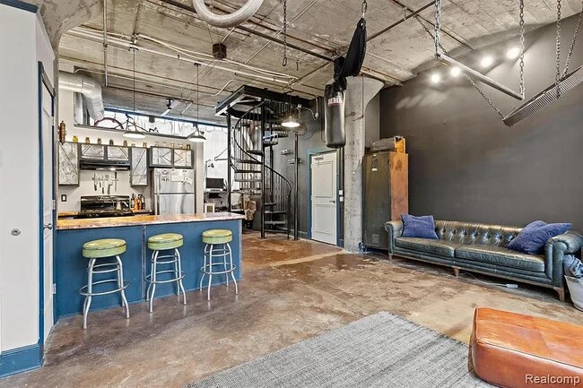 Photo - 5766 Trumbull St Unidad 204