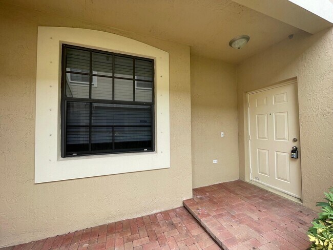 Photo - 4329 Vineyard Cir
