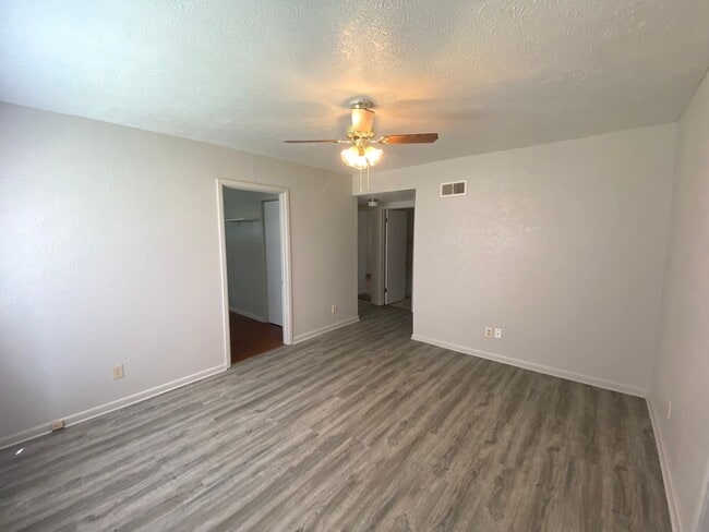 Photo - 3 Bedroom, 2 Bath Home, Available Now!