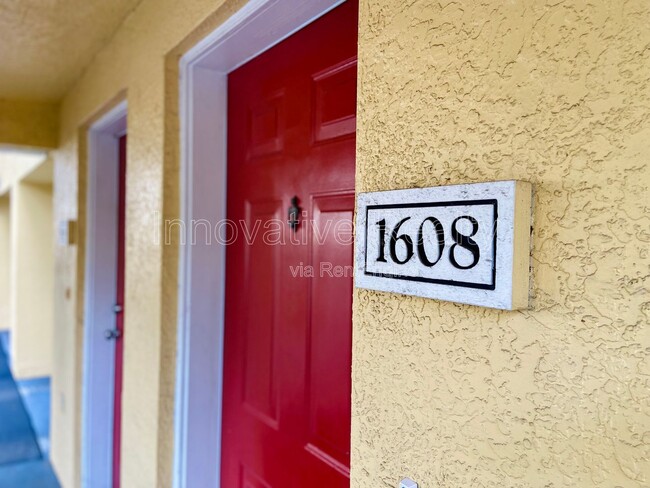 Photo - 1608 Legacy Park Dr