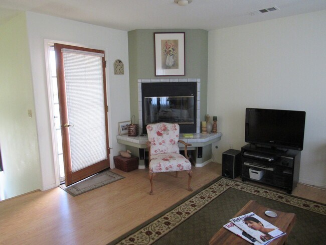 Photo - 3 bed, 2 bath, two car garage Condo on the Central Coast