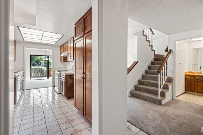 Photo - 14408 Outrigger Dr