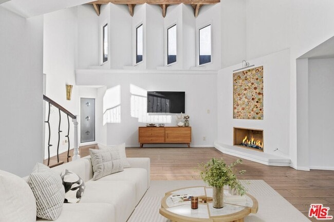 Photo - 2316 Strongs Dr