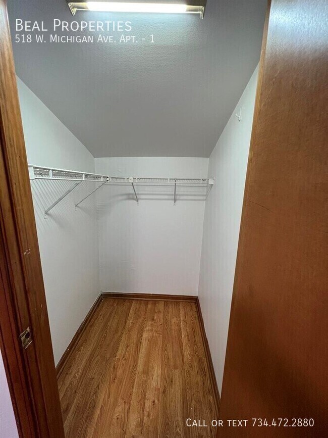 Photo - 518 W Michigan Ave Unit 1