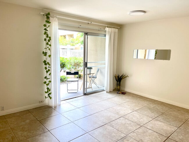 Photo - 1855 Diamond St Unit 112