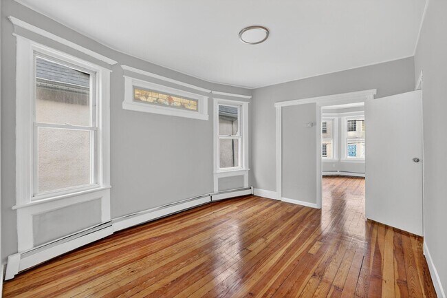 107 Brown Pl Unit 1