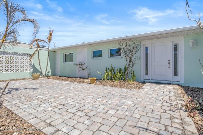 Photo - 537 Royal Palm Blvd